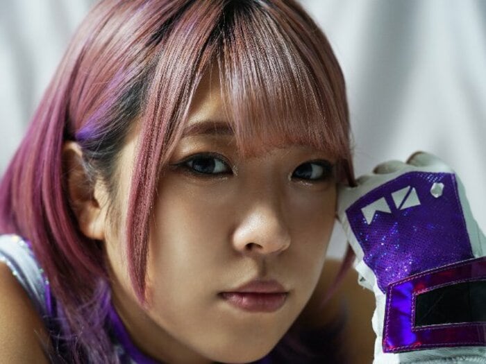 「小学校の先生が掲示板に東スポの記事を…」19歳でプロ9年目、スターダムの高速爆弾娘・AZMが女子プロレスに捧げた青春＜Number Web＞ photograph by Essei Hara