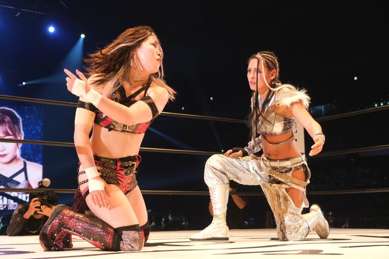 殴り続けた鈴季すず、抱きしめたジュリア…スターダムリーグ戦“最大のカード”は何を残したか？「本当の姉妹」「憎しみは晴れた」(50)