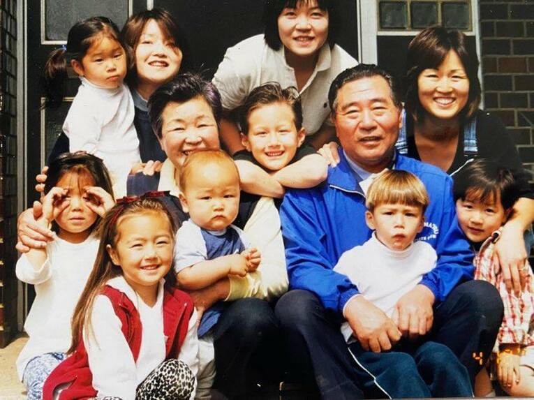 写真=母クミさん提供