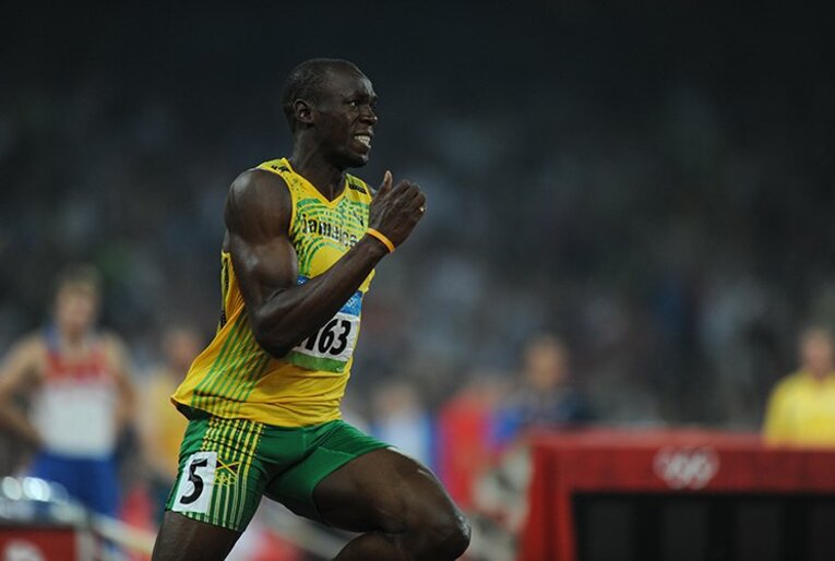 ウサイン・ボルト、世紀のよそ見。北京五輪決勝レース秘蔵の連続写真。(8)