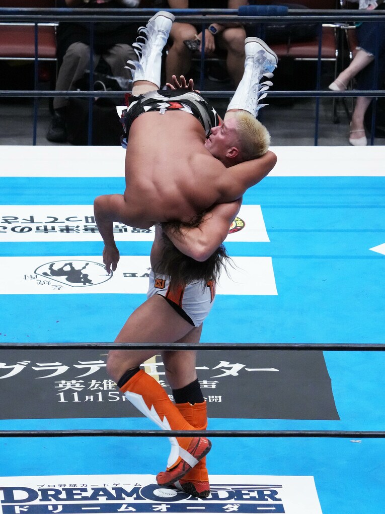 フィニッシュのザックドライバー　©Essei Hara