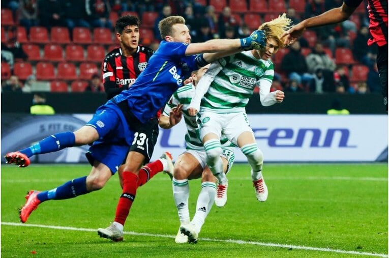 古橋亨梧のスパイクに「日の丸とKyogo」 セルティックでの絶好調ぶりを撮って体感した“スピードと日本代表での期待”(21)