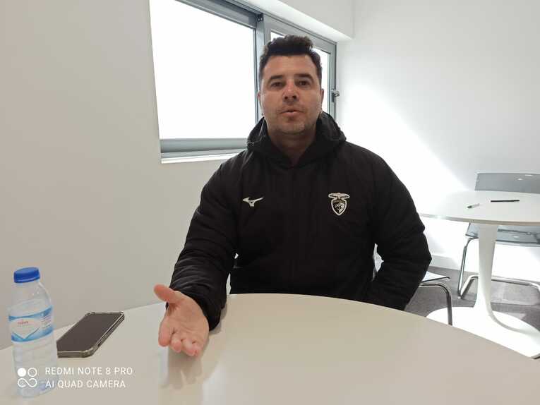 取材に応じてくれたポンテ副会長　©Hiroaki Sawada