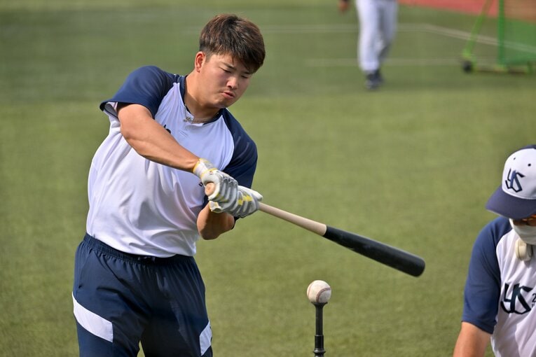 試合前練習風景。置きティー　©Hideki Sugiyama