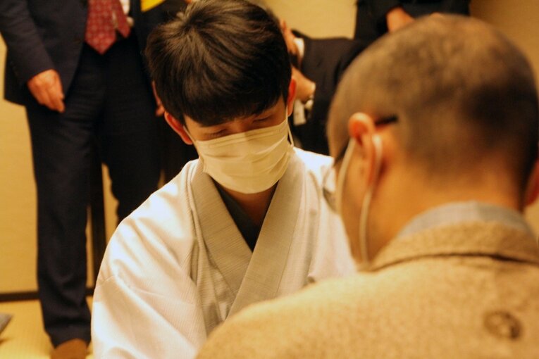 第81期名人戦第1局　©NumberWeb