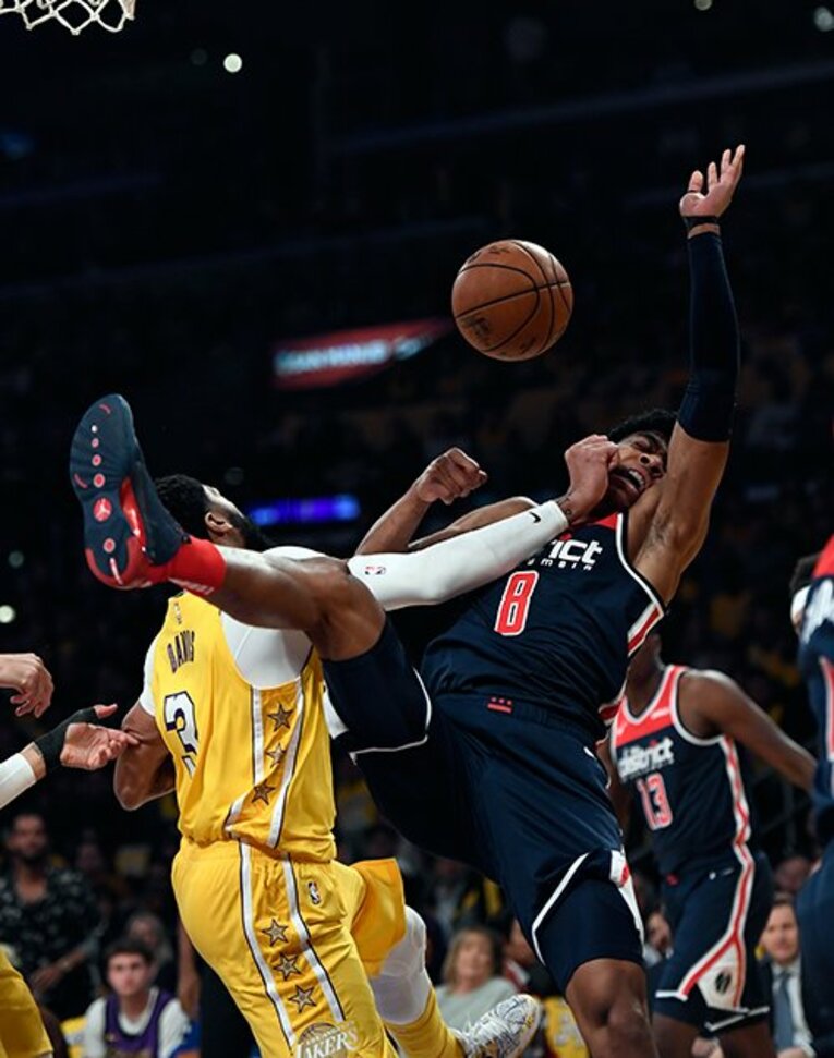 八村塁がNBA首位と激突したら……。レイカーズ＆レブロン達に喰らった洗礼。(2)