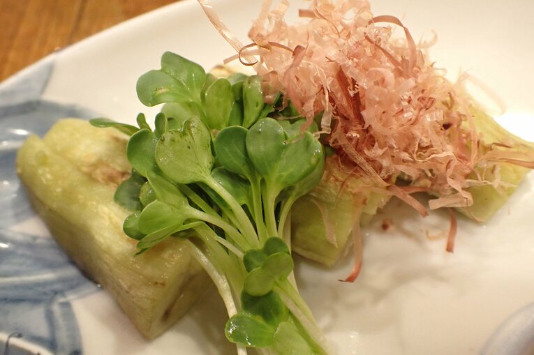 焼きナス　©Essei Hara