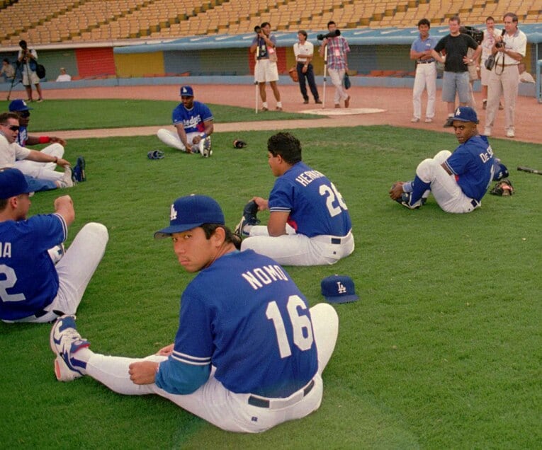 殺到する日本メディアにうんざりとしていた野茂　©AFLO