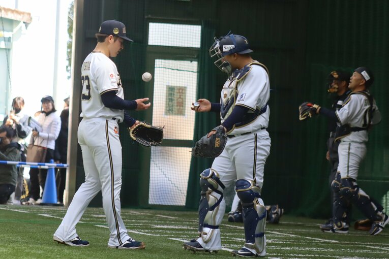 吉田と森　©Kou Hiroo