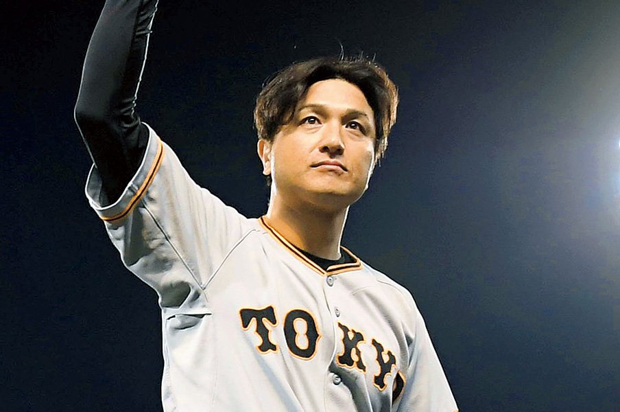 青年監督の蹉跌について。~高橋由伸に、1980年の長嶋茂雄が重なる~<Number Web> photograph by KYODO