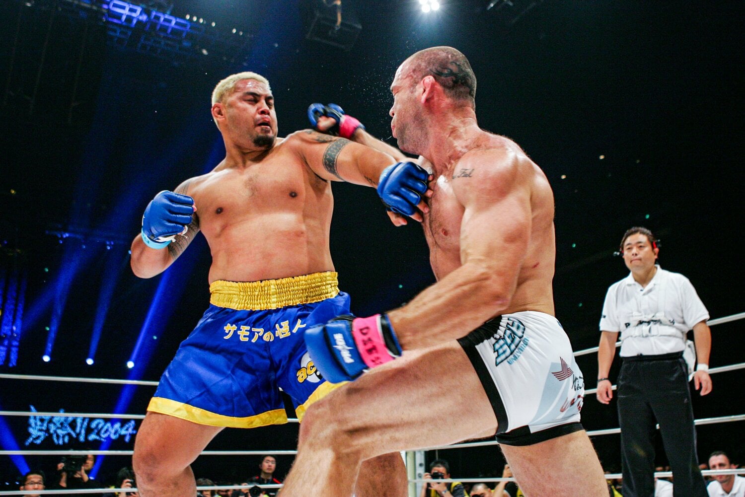 試合は両者ともに譲らない打撃戦となった　©Susumu Nagao