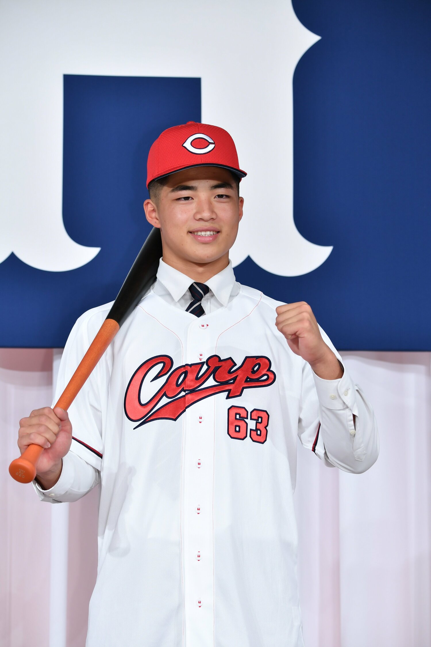 ドラフト2位の新人、内田湘大。利根商時代は投手としても活躍したが、プロでは強肩強打の内野手として期待がかかる ©KYODO