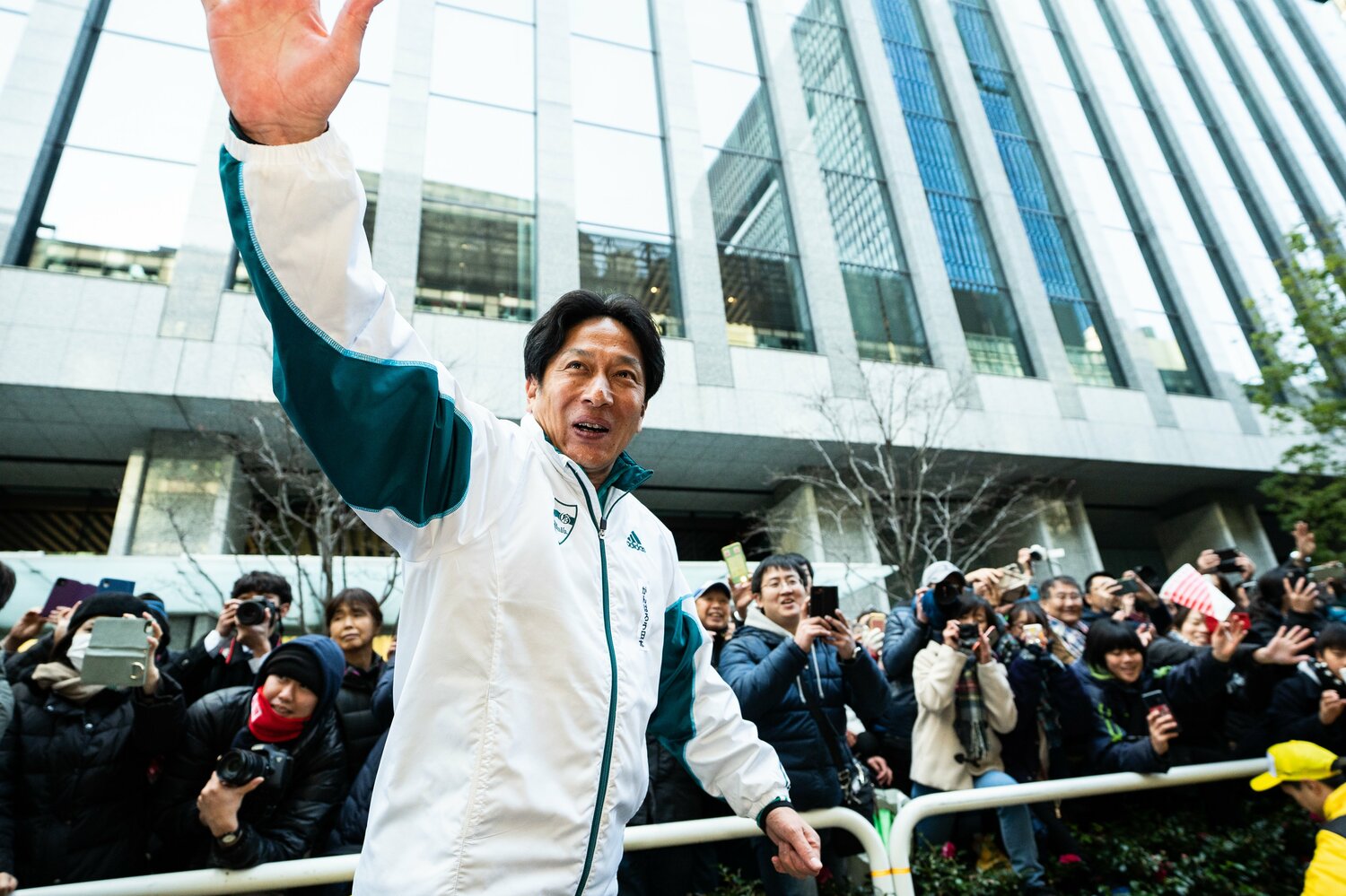 青学大トレーナーが泣いた日 箱根駅伝圧勝の裏にあった中野ジェームズ修一の 厚底シューズ対策 以前は大反対だったんです 3 5 駅伝 Number Web ナンバー