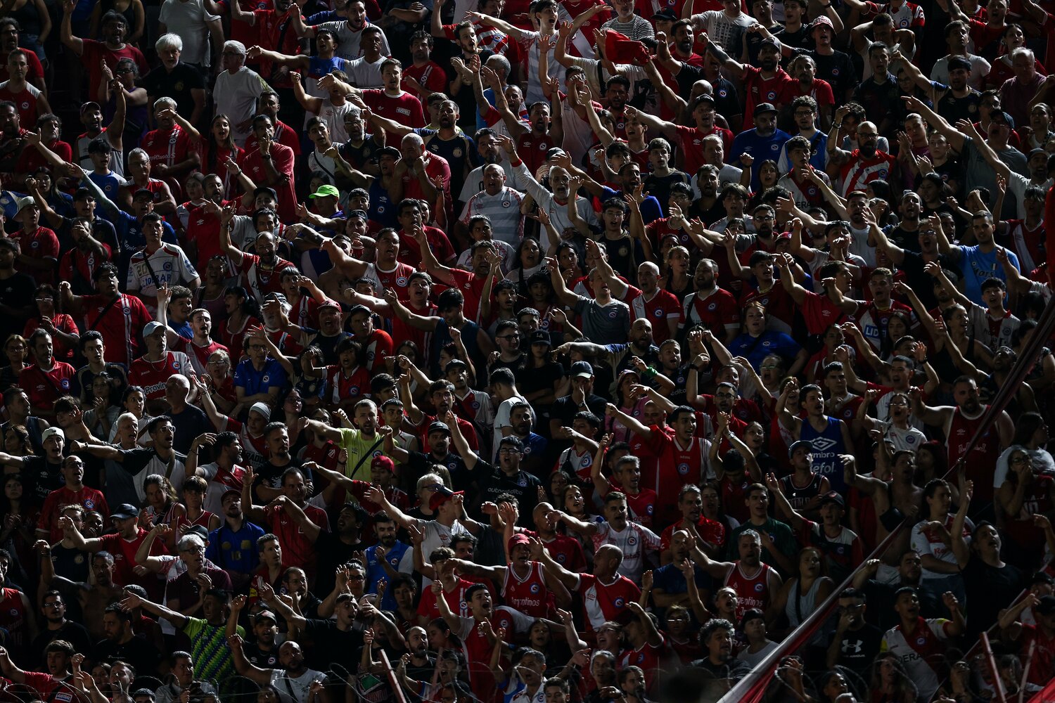 常にスタジアムが埋まるアルゼンチンリーグの日常（写真はアルヘンティノスのホームゲーム）©︎Aaajoficial