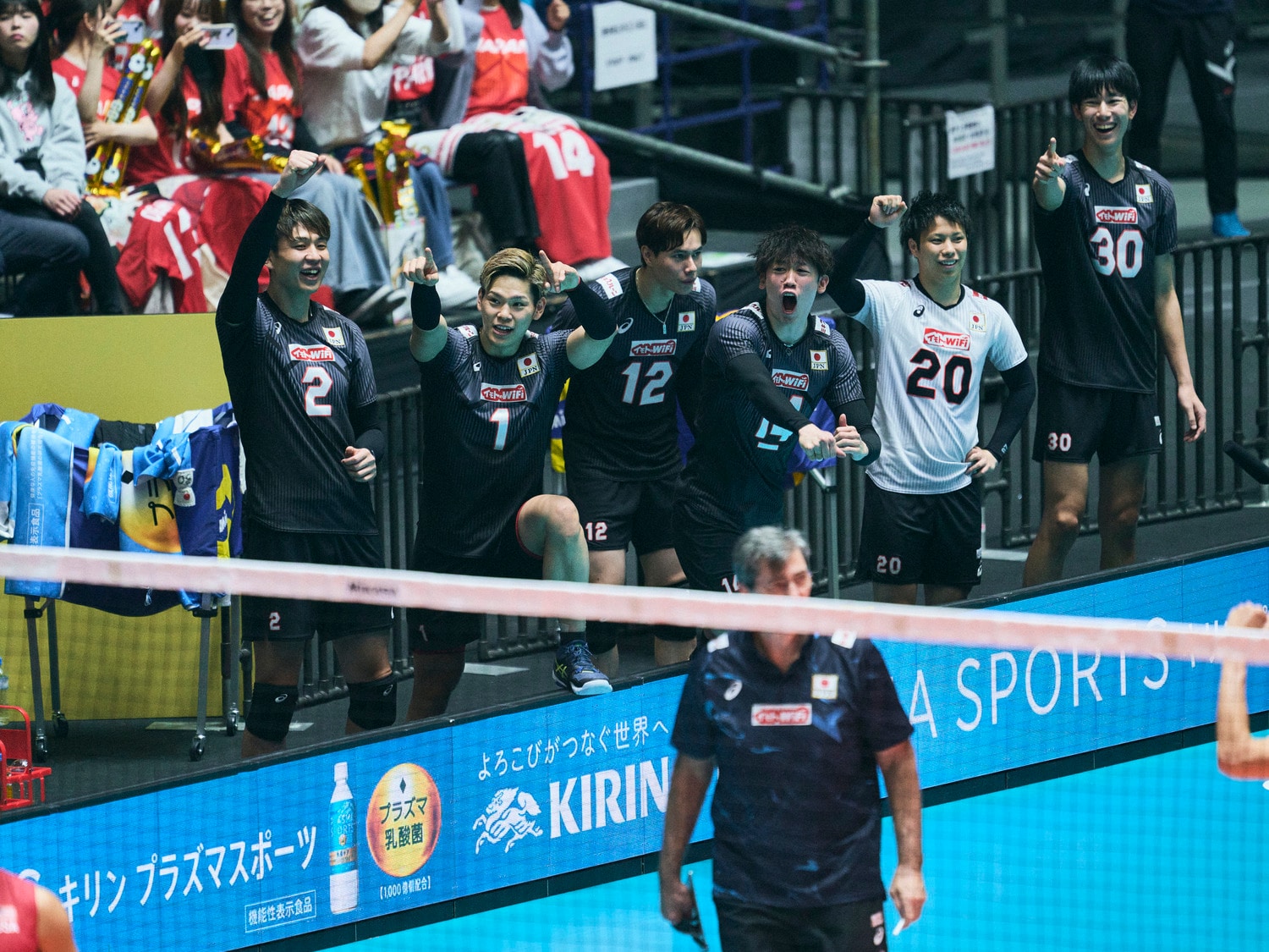 アメリカ戦ではベンチスタートとなった石川祐希ら ©︎Yuki Suenaga