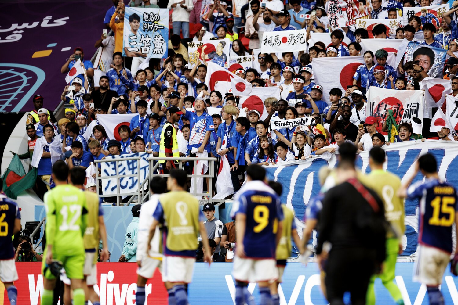 ここに大迫勇也がいれば コスタリカ戦 無得点に終わった 3つの理由 早すぎた 浅野投入 鎌田になぜこだわった サッカー日本代表 Number Web ナンバー