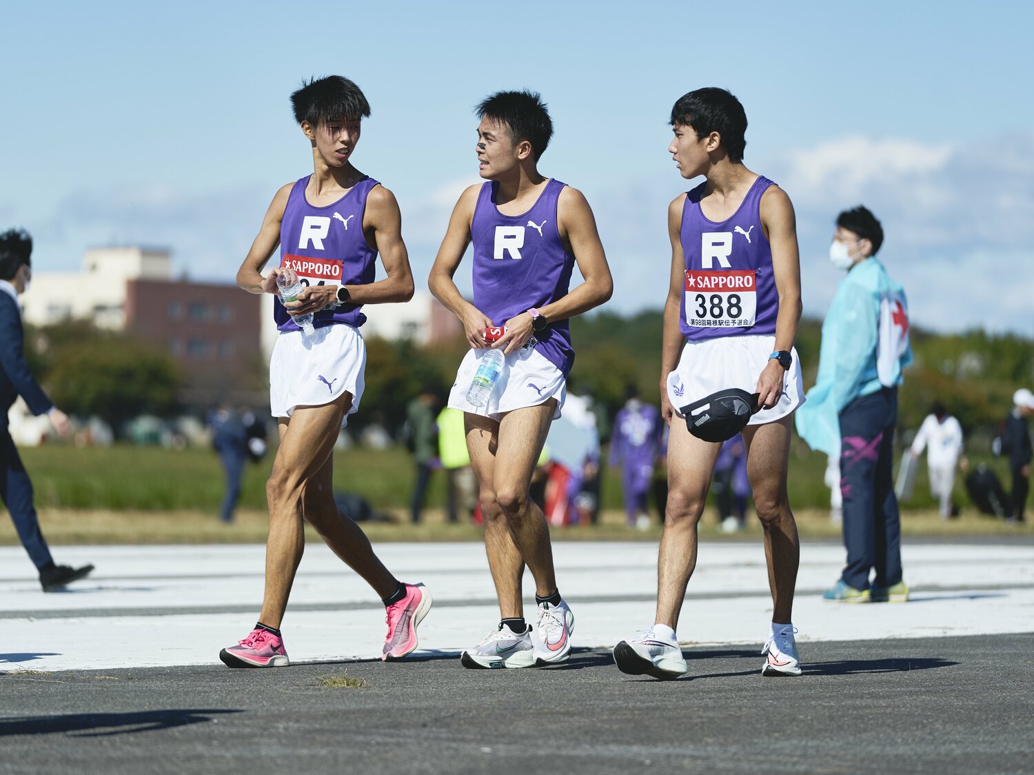 予選会を終えた立教大チーム。左から関口、斎藤、安藤は100位以内に入る頑張りを見せた　©Yuki Suenaga