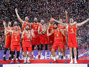 13年ぶりバスケW杯制したスペイン。原動力は“レガシー”を伝えること。＜Number Web＞ photograph by Getty Images