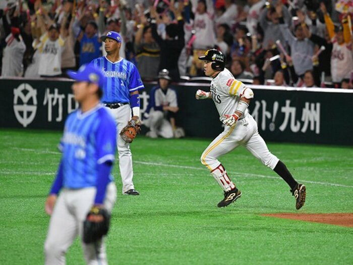 DeNAのPV映像はなぜ屈辱で始まる？「過去」こそが横浜の力の源泉だ！＜Number Web＞ photograph by Hideki Sugiyama