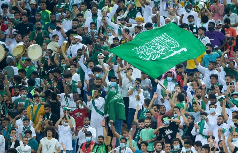 2日前に入場制限が解除され、敵地の観衆で埋め尽くされたキング・アブドゥラ・スポーツシティスタジアム　©Getty Images
