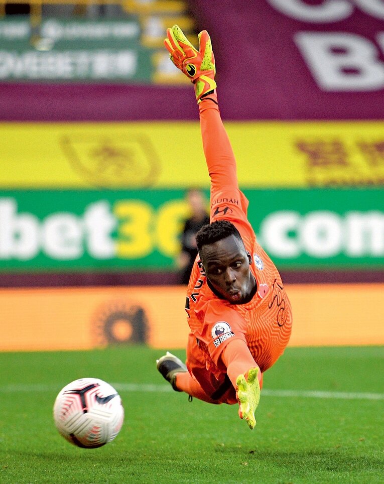 リバプールのブルース・グロベラー、アヤックスのアンドレ・オナナに続き、エドゥアール・メンディはCL準決勝でプレーした3人目のアフリカ人GKとなった