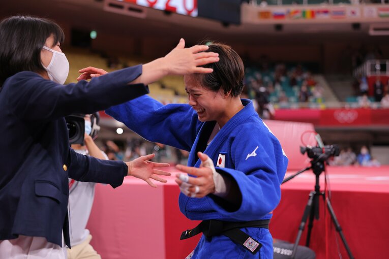 東京五輪で金メダルを獲得した阿部詩　©JMPA