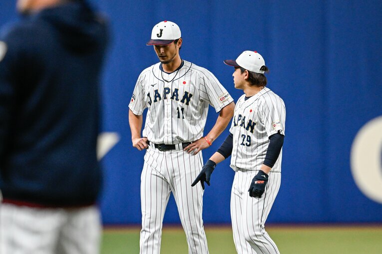 ダルビッシュに話しかける宮城　©︎Nanae Suzuki