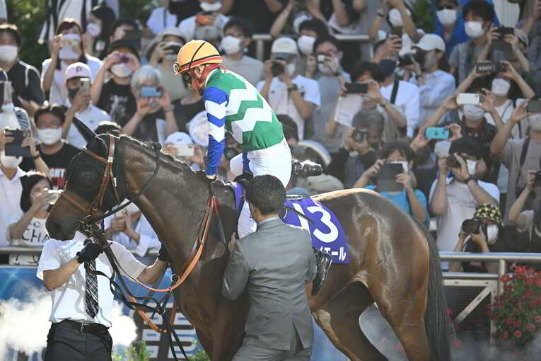 1番人気メイケイエールはなぜ不発に終わった？ 波乱のスプリンターズS、「すべての展開が味方した」ジャンダルムが生んだ“血のドラマ”(28)