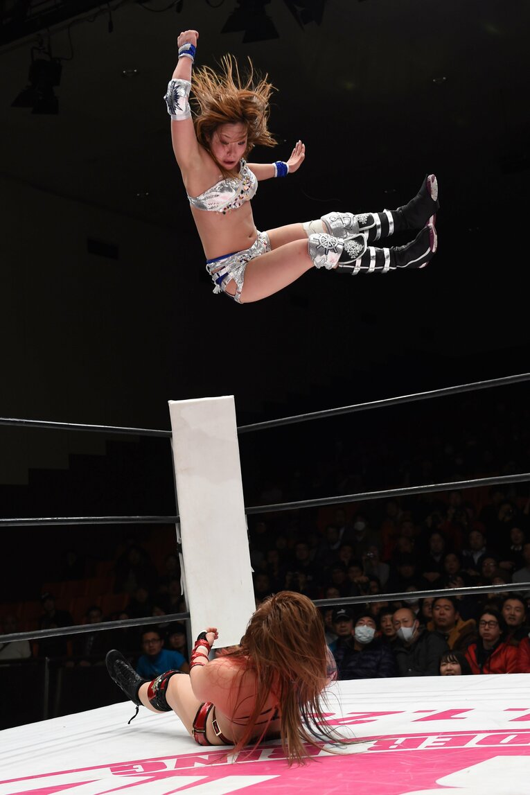 宝城カイリ vs 紫雷イオ（2016年）