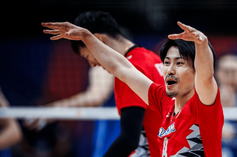関田誠大（VNLセルビア戦）©︎Volleyball World