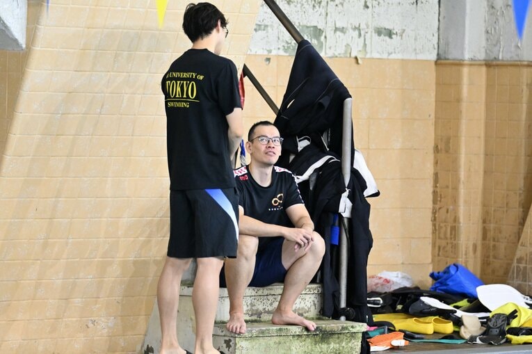 東大水泳部の練習風景　©Keiji Ishikawa
