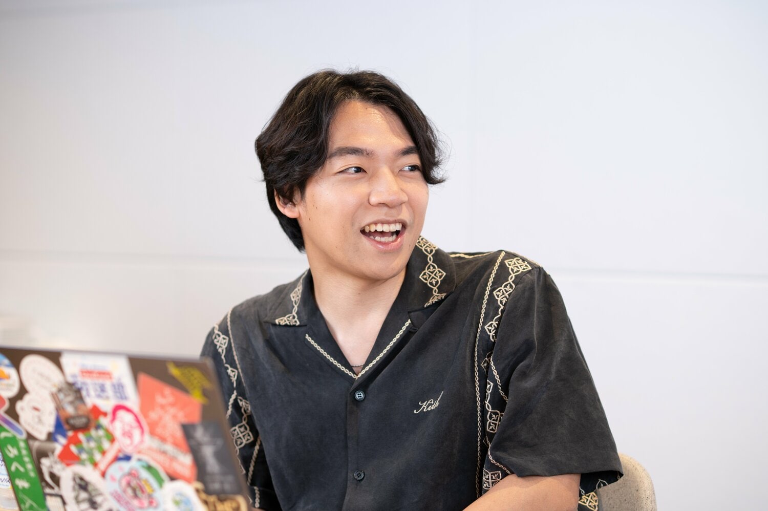 競技クイズにおける「才能」について論じる伊沢 ©Tadashi Hosoda