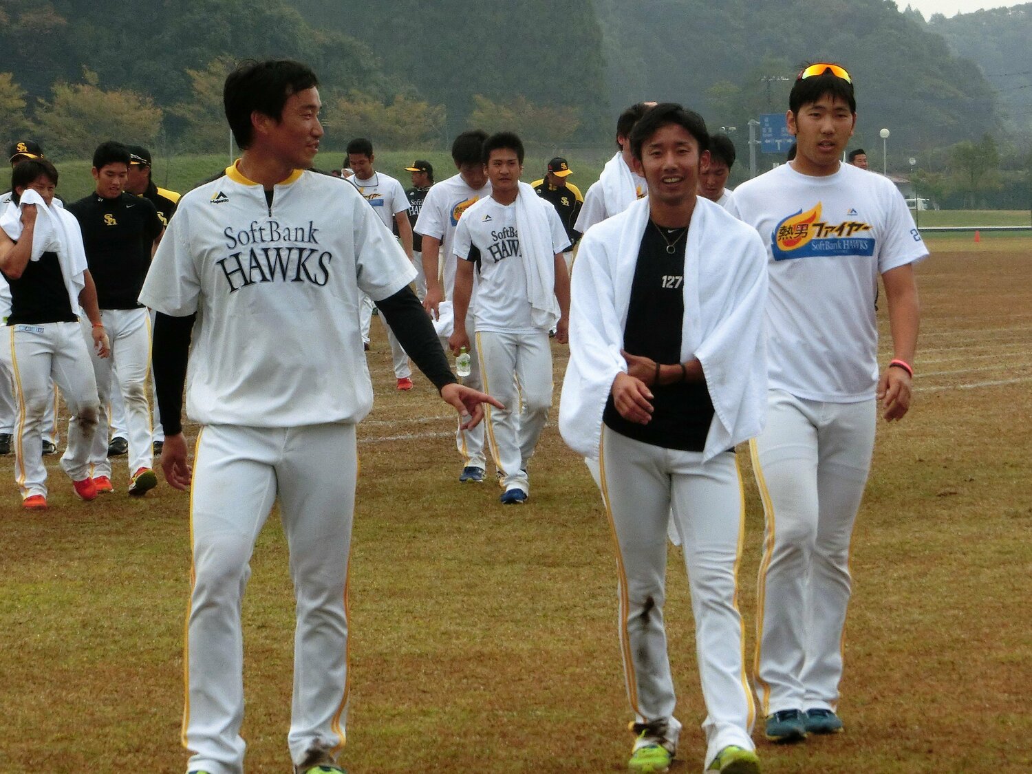 右から2人目が現役時代の伊藤さん（2016年撮影） ©Kotaro Tajiri