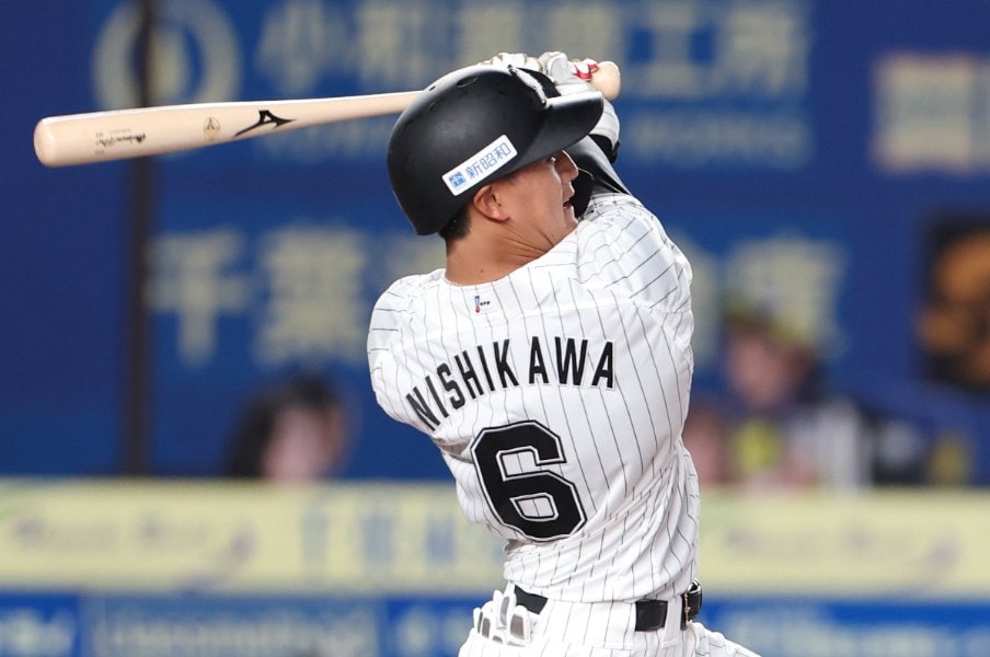 甲子園中止、右肘故障「何のために野球やってきたんだ」ロッテ西川史礁の“17歳の夏”…ドラ1ルーキーが挫折を力に変えた「復活劇」の原点＜Number Web＞ photograph by JIJI PRESS