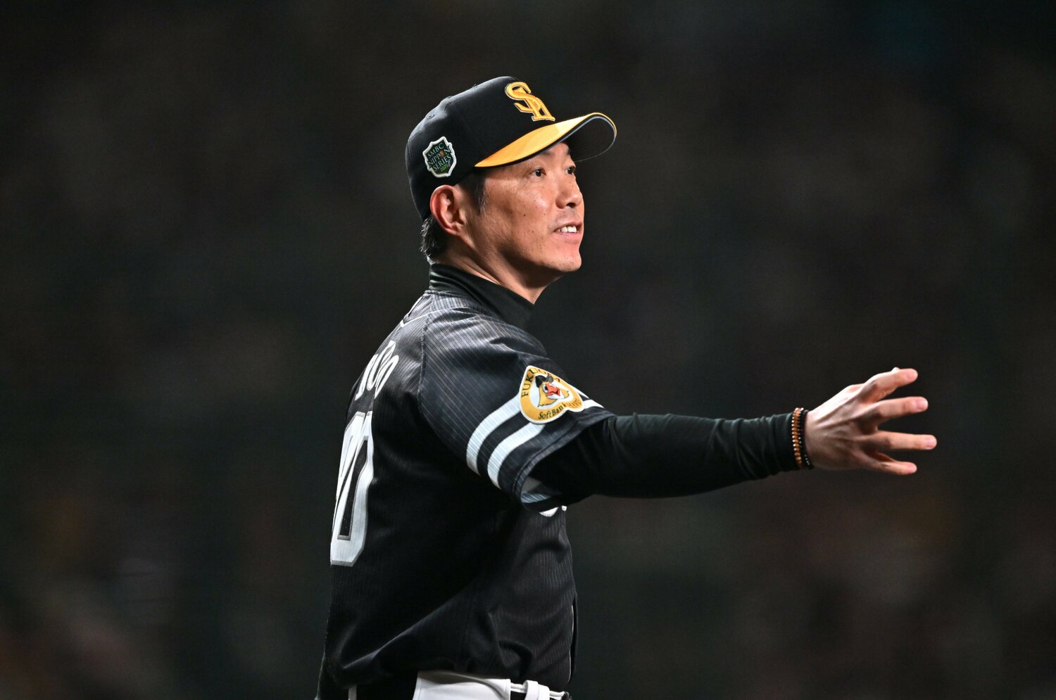 日本シリーズ「とにかく今日決める」ソフトバンク・小久保裕紀監督が短期決戦で積極姿勢を出せたワケは“反省”「去年の負けがあったから」＜Number Web＞ photograph by Hideki Sugiyama