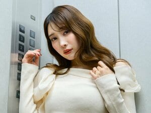 「アイドル時代は給料わずか4、5万円」現プロ野球選手の妻、森咲智美が明かす“ポッチャリ体型だった”アイドル駆け出し時代…No.1グラドルの意外な過去