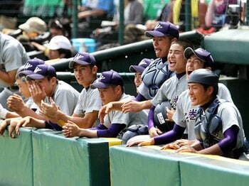 野球ができる喜びを体現していた花巻東。～甲子園で見せた“全力疾走”～＜Number Web＞ photograph by NIKKAN SPORTS