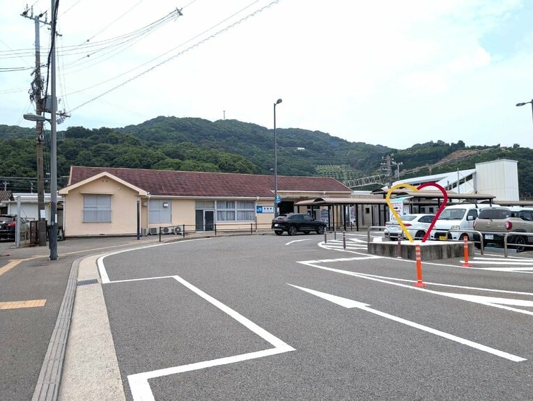 JR箕島駅。箕島高校はここから徒歩10分ほどだ　©NumberWeb