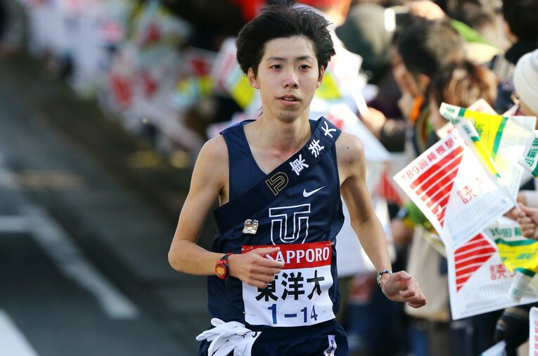 第89回（2013年）箱根駅伝3区で区間賞の快走をみせた東洋大・設楽悠太 ／ photograph by AFLO
