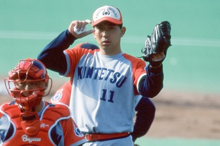 日本でのラストシーズンとなった1994年、西武との開幕戦に登板した近鉄・野茂英雄。この日、8回までノーヒットの投球を見せていたが…　©Koji Asakura