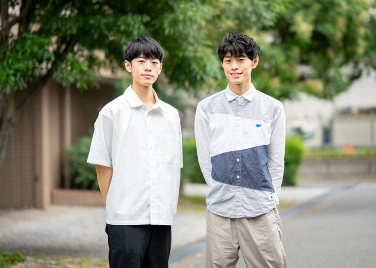 Numberカメラマンが撮り下ろした東問・東言兄弟の特別フォト集！【スワイプするとそのほかの写真もご覧になれます】　©Nanae Suzuki