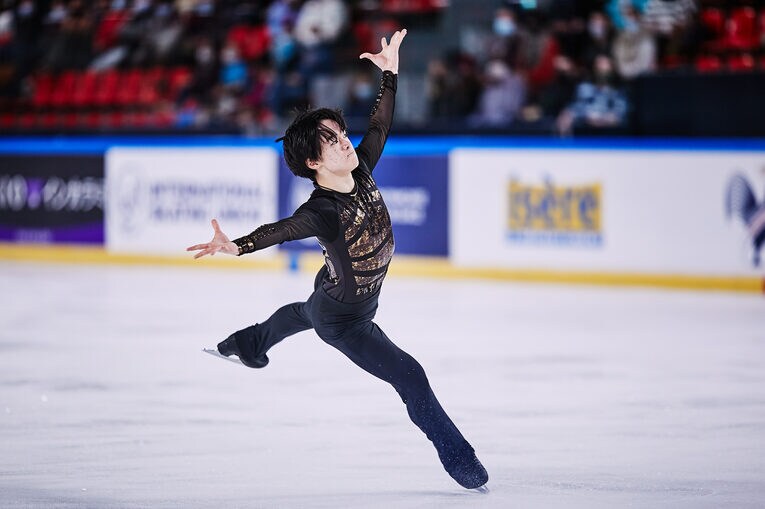 フランス大会フリーの演技を行う鍵山優真