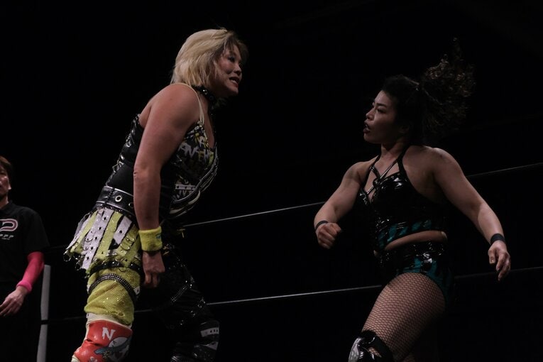 「圧倒される肉体美」を目指す新人女子プロレスラー…コンテストにも出場するZONESが語る“理想像”「実は体重が10kg減ったんです」(70)