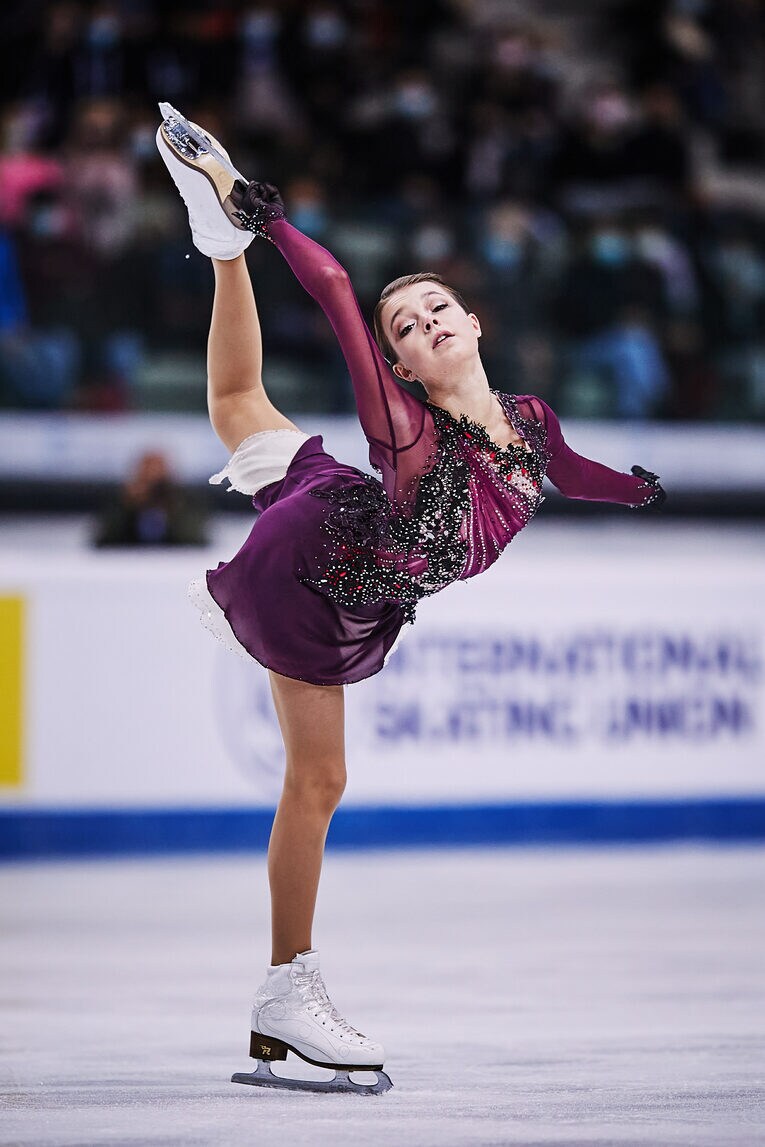 フリーでは、情緒たっぷりに魅せたシェルバコワ