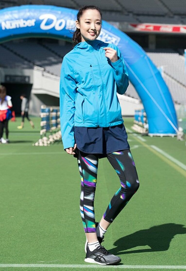 佐々木華奈　モデル、日本スイムスーツ協会 2012年JSAキャンペーンガール。普段はジムでの室内ランが中心。