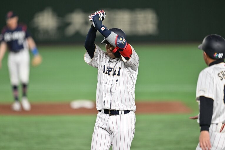 山田哲人編／侍ジャパン選手たちのペッパーミルパフォ　©Naoya Sanuki