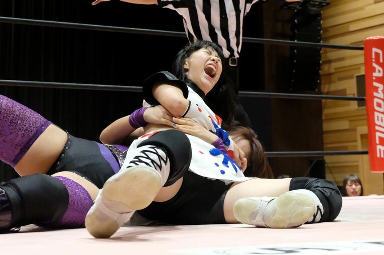 レスラー時代の黒崎セラ（YUMI）