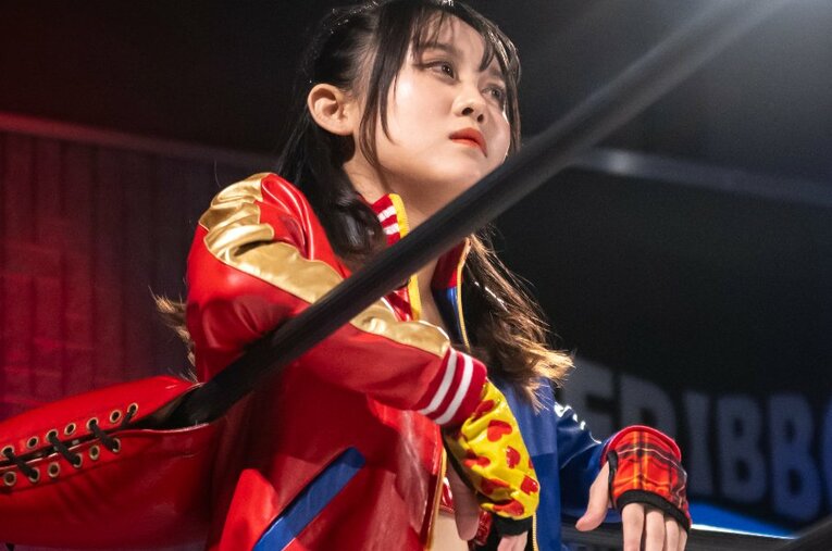 学生レスラーとして異例の人気を集め、今年3月に引退試合を迎えた無村架純 ／ photograph by Takuya Sugiyama