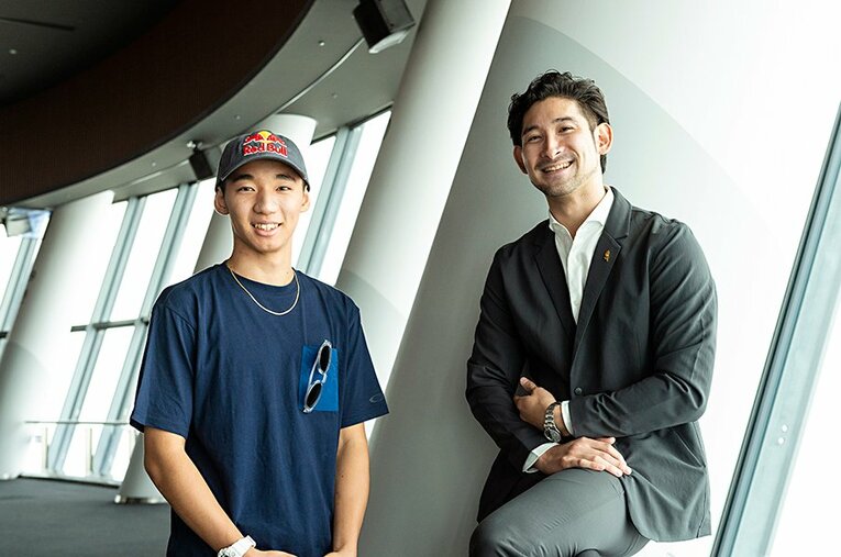 この日、初対面だったという三宅と中村。年齢も競技も違うが、それぞれの考え方に刺激を受けたようだ ／ photograph by Wataru Sato