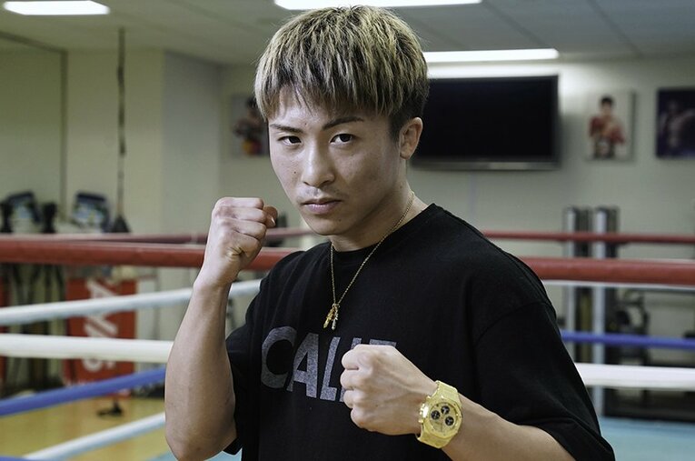 8月16日、大橋ジム（横浜）で行われた独占ロングインタビュー。米リングマガジン電子版に掲載された井上尚弥の言葉に、世界中のボクシングファンが釘付けとなった ／ photograph by Naoki Fukuda